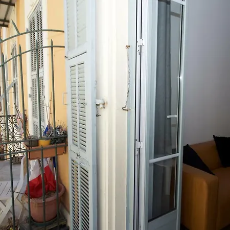 Apartment Le 9bis Guisol Nizza